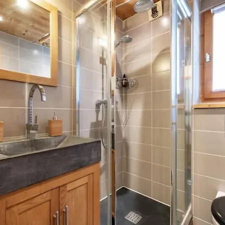 Gran Casa En 아파트 *